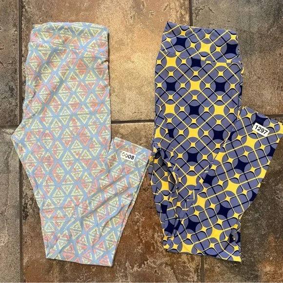 LuLaRoe (set of two) Tall & Curvy Geometric Patterned Leggings - Picture 1 of 3